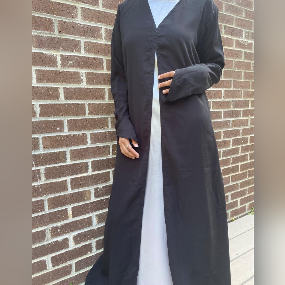 Layered one-piece abaya